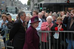 70 Akurat Aberdeen odwiedziła Królowa