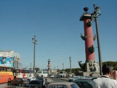 Petersburg, kolumny rostralne